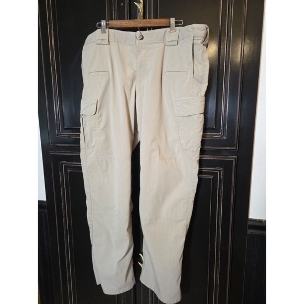 511 tactical pants 40x32, Khaki,pockets,‎ 74369
